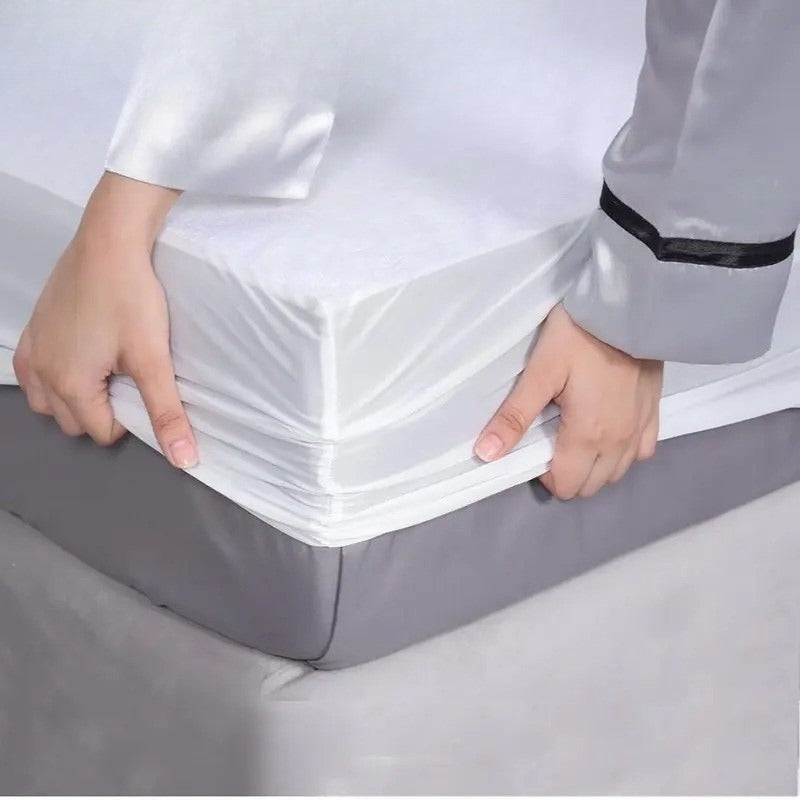 Moonlight Bedding Mattress Protector - Super Absorbent & Waterproof - 30cm Deep Fitted Sheet Style
